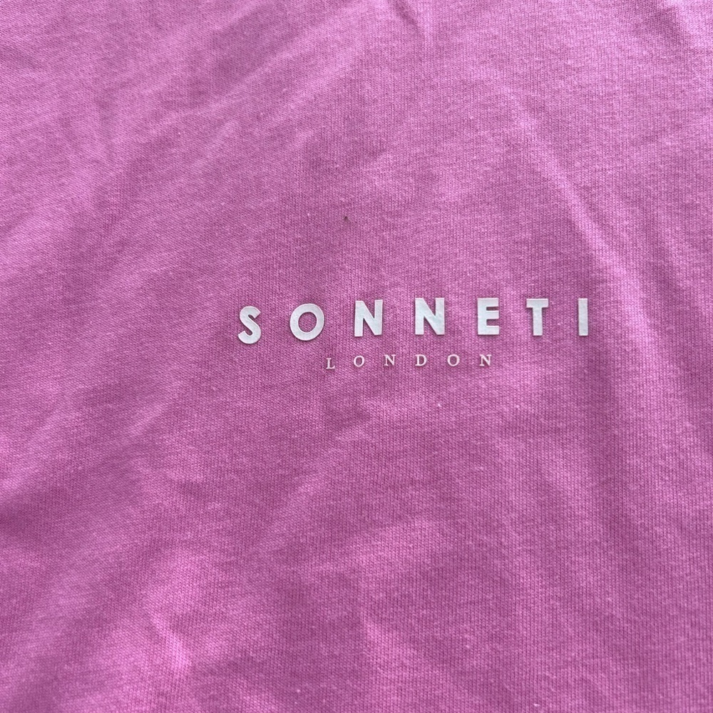 SONNETI LONDON T-SHIRT - Picture 2 of 3